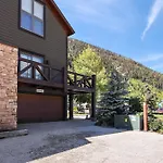 Double Diamond 1 Townhouse