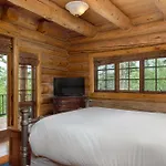 Hilltop Hideaway By Exceptional Chalet *