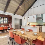 Mountain Modern Rustic By Exceptional Stays