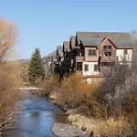 Scenic Mountain View Condo - Walk To Lift 7