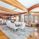 Holiday home Luxury Lorian Lookout With Plenty Of Amenities *