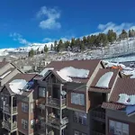 Fabulous Condo Close To Chair Lifts 1 And 10 In Meadows Area