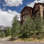 Lorian On The Slopes