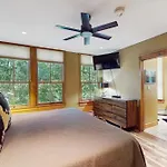 Palmyra 4A - Panoramic Peaks Lodge