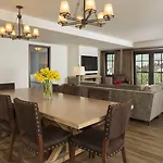 Hotel Madeline And Residences, Collection 4*