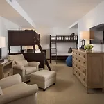 Hotel Madeline And Residences, Collection