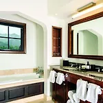 Hotel Madeline And Residences, Collection 4*