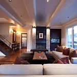 Element 52, Collection Aparthotel 5*