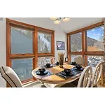 Perfect Base - Lift 7 & Hottub Access 3 Bd, 3 Ba, Sleeps 8