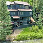 Holiday home Manitou Riverhouse 115 By Avantstay *