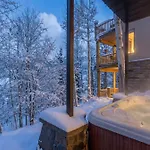 Crystal Ridge Retreat Hot Tub Walk To Lifts