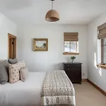 Bear Lodge - Modern Log Home At Easy Ski-In-Out Location