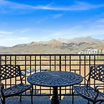 Mountain Village Retreat - Steam Shower & Views