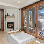 Vista Haus At Country Club - Private Golf And Retreat! *