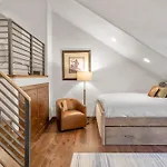 Vista Haus At Country Club - Private Golf And Retreat! *