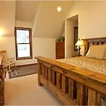 Pacific Street Townhome