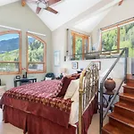 Cimarron Lodge 1