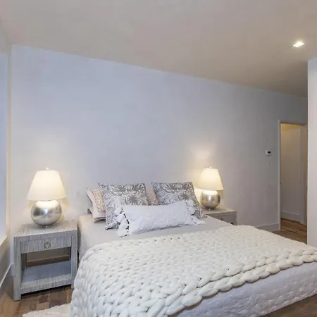 Splendid In The Heart Of Town Holiday home