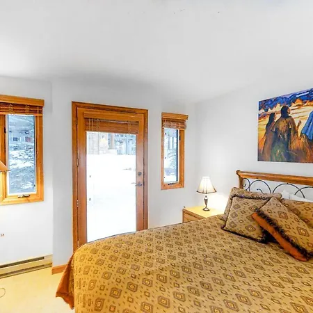 Lost Creek Retreat Holiday home