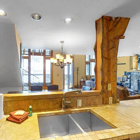Holiday home Lost Creek Retreat *