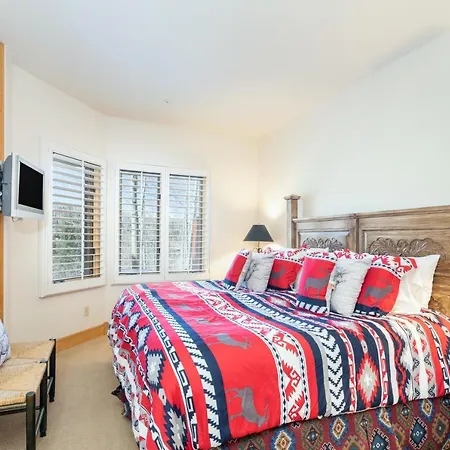 Aspen Ridge 6 By Alpine Holiday home *