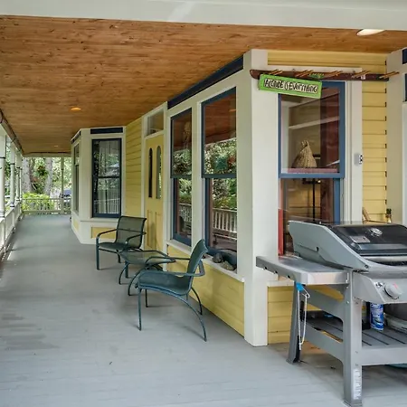 Sunshine Ski House - Sun-filled Family In Heart Of Town - Hot Tub Holiday home