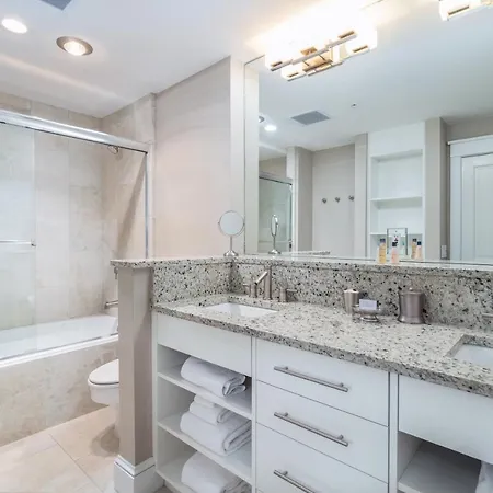 River Club 207 Apartment *
