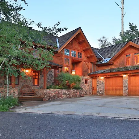 Mountain Village Marvel W/ Hot Tub & Gym! *
