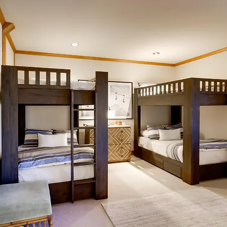 Mountain Village Marvel W/ Hot Tub & Gym! *