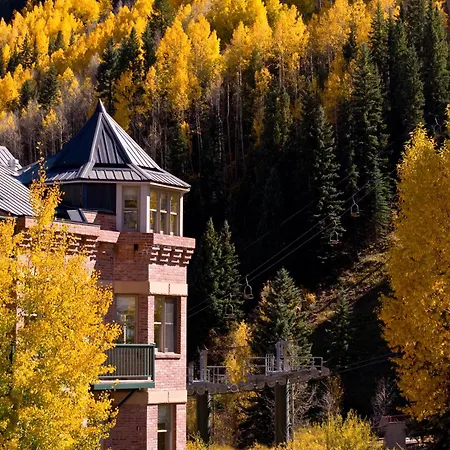 Hotel Columbia