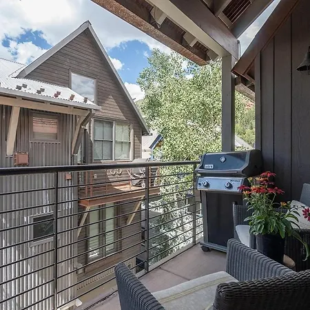Owl Meadows 23