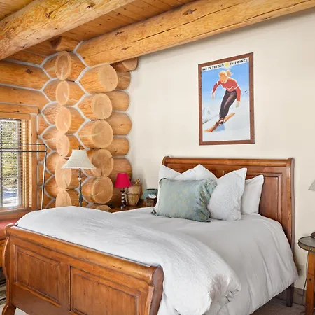 The Bear House On Double - Premier Ski-in-out Location And Amenities
