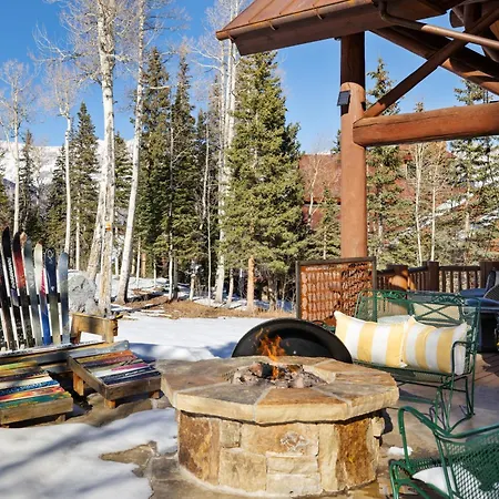 The Bear House On Double - Premier Ski-in-out Location And Amenities