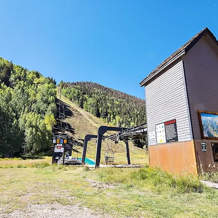 Double Diamond 1 Townhouse Holiday home *