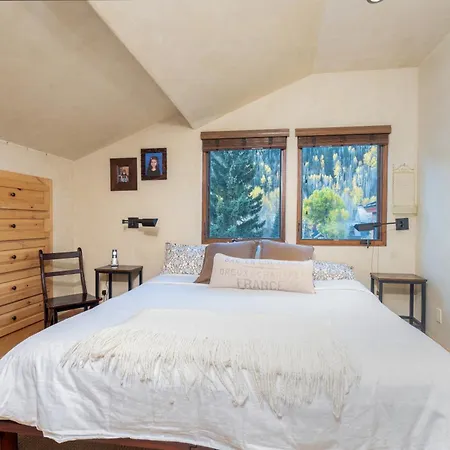 Experience Mountain Views In Spacious 3-bedroom #423 Holiday home *