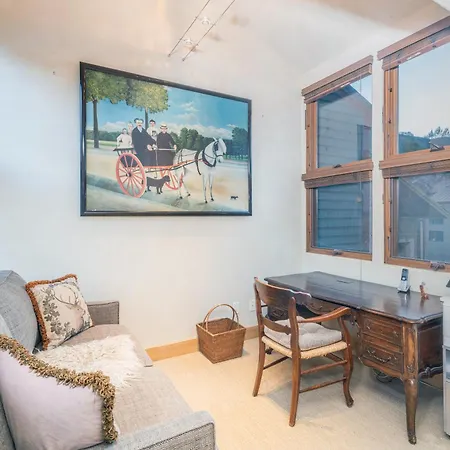 Holiday home Experience Mountain Views In Spacious 3-bedroom #423