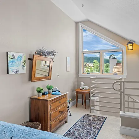 Blue Mesa 40a By Avantstay