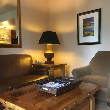 Mountain Lodge Telluride