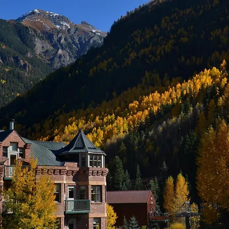 Hotel Columbia