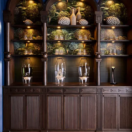 Hotel Madeline And Residences, Collection 4*