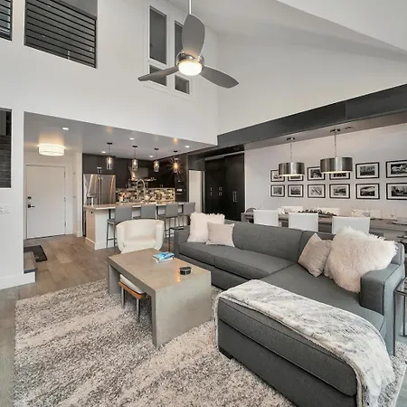 Blue Mesa 2 - 3bd 3ba Sleeps 8 -12 Apartment