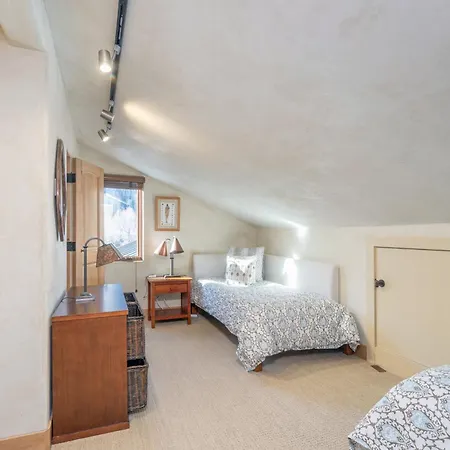 Experience Mountain Views In Spacious 3-bedroom #423 Holiday home
