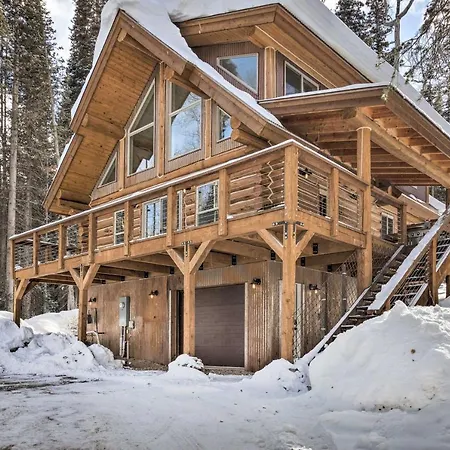 Holiday home Fox Farm Retreat: Hillside W/ Sauna