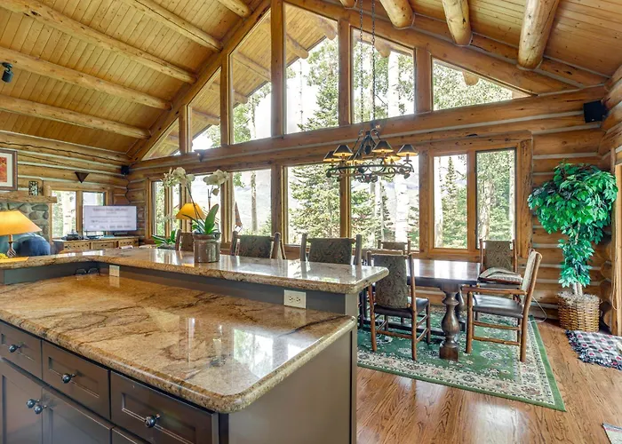 Ski-Inandski-Out Telluride Home With Deck And Hot Tub!