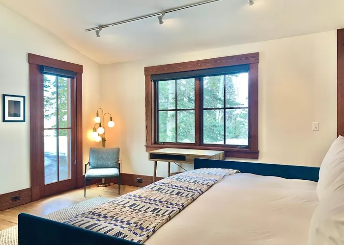 Back Door Ski In Out - Fireplace, Hot Tub, Huge Views - Alpine Luxury At Copper Hollow Home