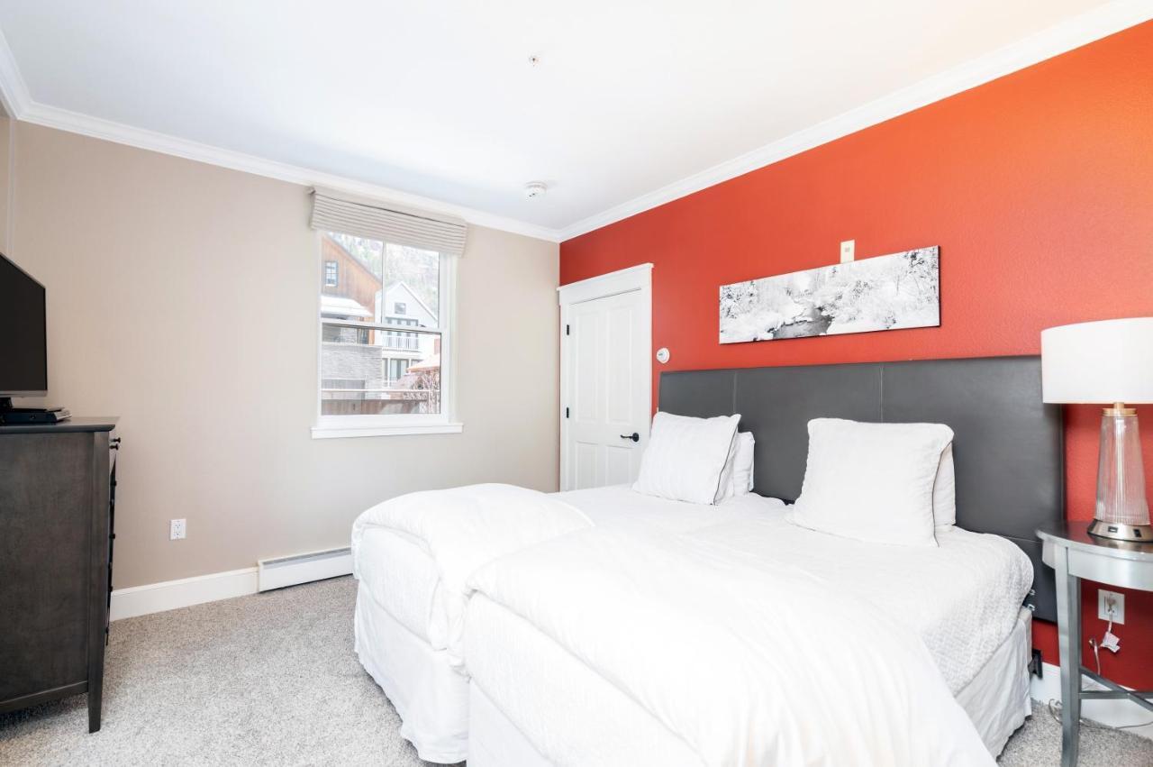 Affordably Priced 2 Bedroom - Riverclub2br Holiday home