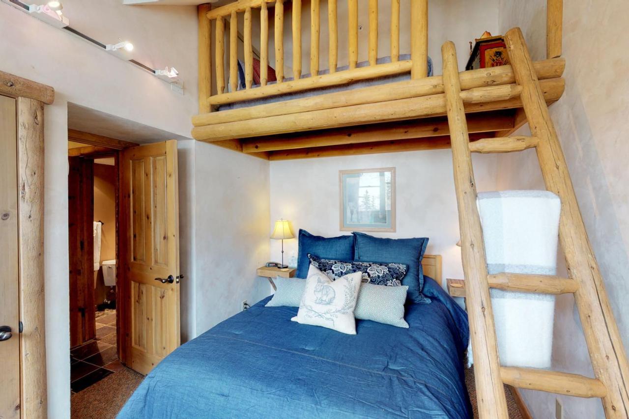 Columbia 10 - Columbia Breeze Apartment *