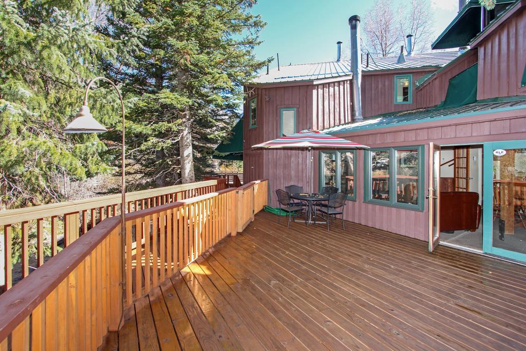 Manitou 11 By Alpine Lodge *