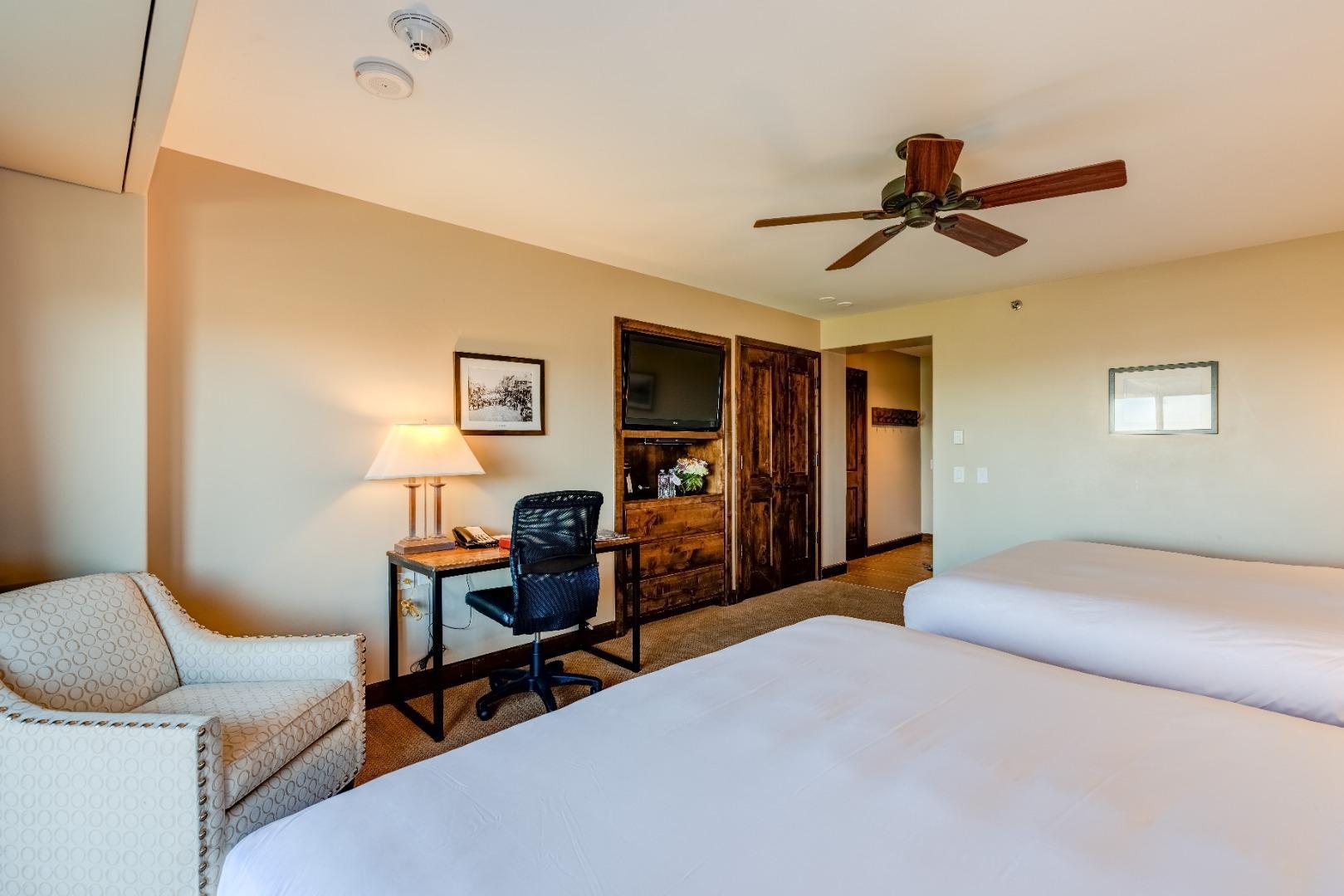 The Peaks And Telluride