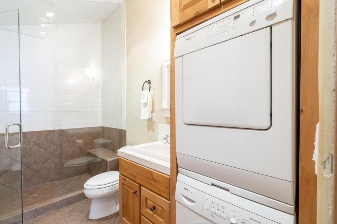 Life! Walk Or Shuttle To Lifts - Fireplace, Hot Tub *